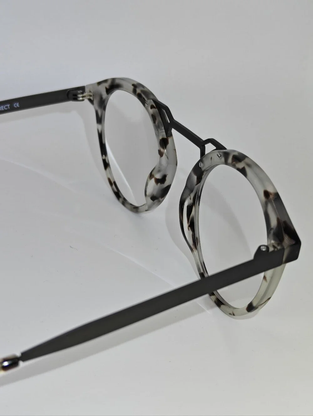 Trekker. Round Tortoiseshell Metal-Bridge Eyeglasses - Gray/Black